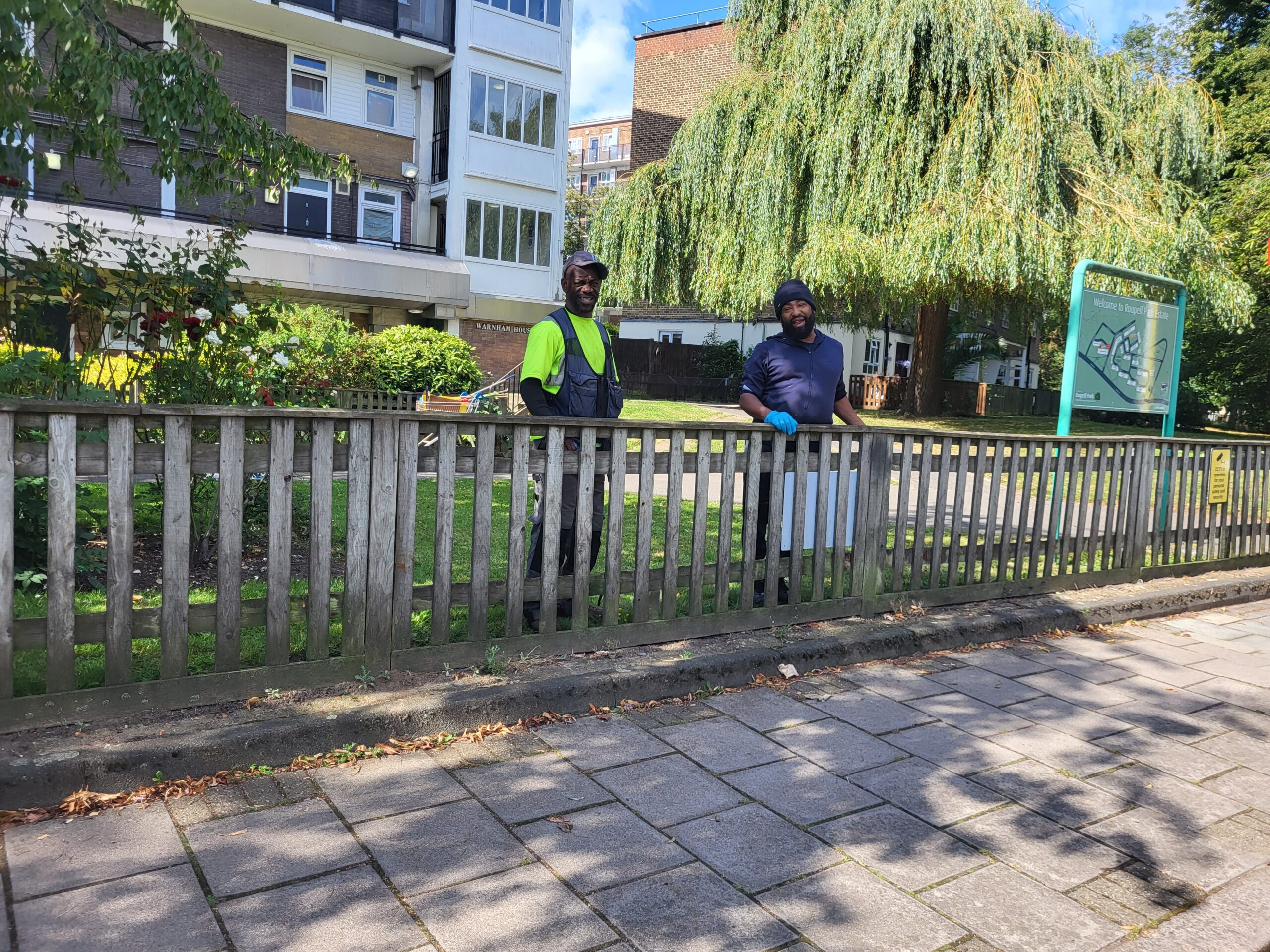 roupellpark.co.uk00075