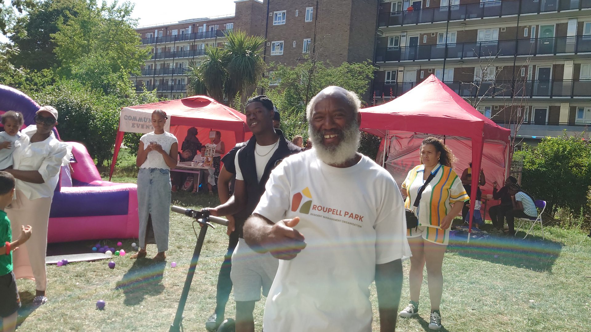 Roupellpark.co.uk-CFD 09-08-2500422 Roupellpark.co.uk cfd 09 08 2500422